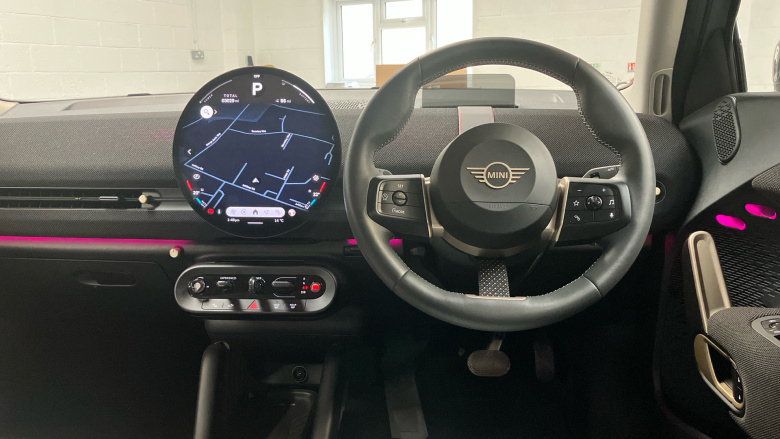 MINI Aceman 135kW E Classic 43kWh 5dr Auto Electric Hatchback